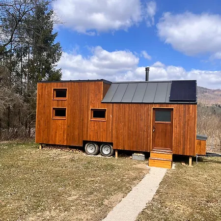 Kolibka - Tiny House Campsite *